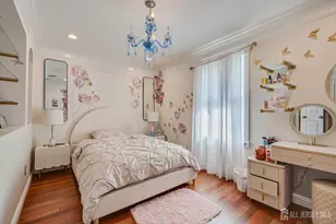 5 Hollywood St, Edison, NJ 08820 - Photo 35