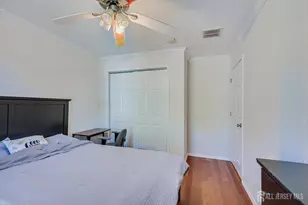 5 Hollywood St, Edison, NJ 08820 - Photo 39