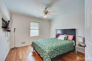 5 Hollywood St, Edison, NJ 08820 - Photo 33