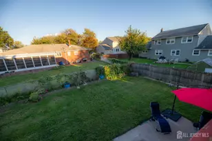 4 Charles Ct, Edison, NJ 08820 - Photo 35