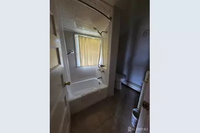 80 Freeman Street, Woodbridge Township, NJ 07095 - Photo 15