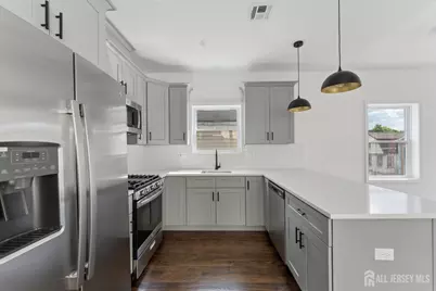 910 Bergen Street #2, Newark, NJ 07112 - Photo 5