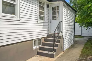 181 Hilltop Blvd, Old Bridge Township, NJ 07735 - Photo 5