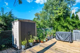57 Renaissance Ln, New Brunswick, NJ 08901 - Photo 25