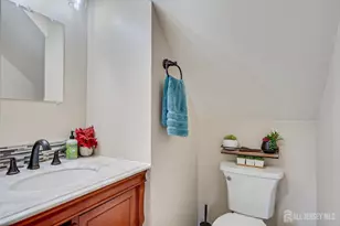 57 Renaissance Ln, New Brunswick, NJ 08901 - Photo 15
