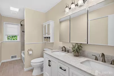 395 Cindy Street, Old Bridge Township, NJ 08857 - Photo 15