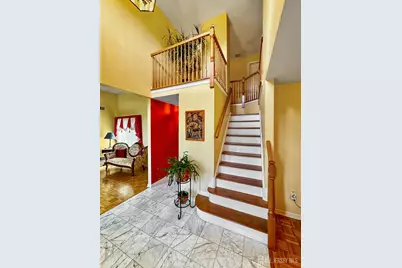 174 Buttonwood Drive, Piscataway Township, NJ 08854 - Photo 5