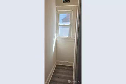 20 Dix Street, New Brunswick, NJ 08901 - Photo 9