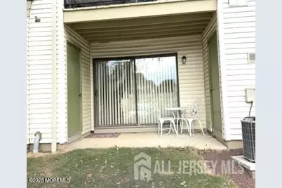 401 Sunshine Court, Sayreville, NJ 08859 - Photo 11