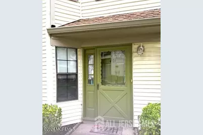 401 Sunshine Court, Sayreville, NJ 08859 - Photo 1