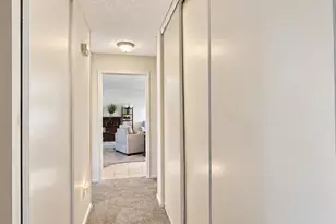 120 Ironwood Plaza, Monroe Township, NJ 08831 - Photo 19