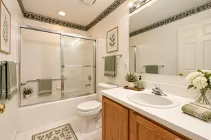 120 Ironwood Plaza, Monroe Township, NJ 08831 - Photo 9
