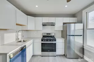 [Address not provided], Port Reading, NJ 07064 - Photo 13