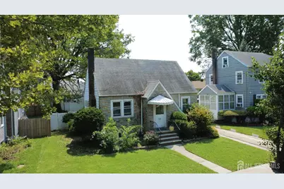 18 Cypress Street, Carteret, NJ 07008 - Photo 33