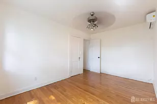 18 Cypress St, Carteret, NJ 07008 - Photo 11