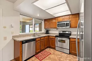55 Juniper Plaza, Monroe Township, NJ 08831 - Photo 5