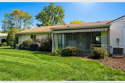55 Juniper Plaza #55B, Monroe Township, NJ 08831 - Photo 19