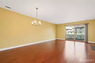 265 Hampshire Dr, Plainsboro Township, NJ 08536 - Photo 5