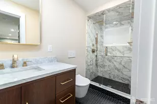 389 Durham Ave, Edison, NJ 08817 - Photo 17