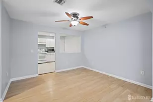 189 Sunshine Dr, Piscataway Township, NJ 08854 - Photo 11