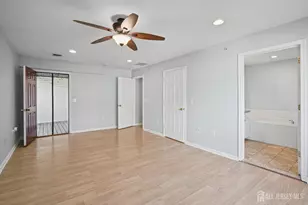 189 Sunshine Dr, Piscataway Township, NJ 08854 - Photo 17