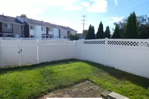 4-H Quincy Circle, South Brunswick Township, NJ 08810 - Photo 19