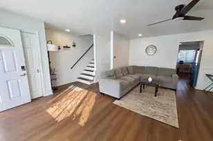 11-Q Quincy Circle, South Brunswick Township, NJ 08810 - Photo 3