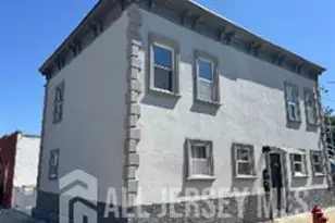 542 Miller St, Perth Amboy, NJ 08861 - Photo 1
