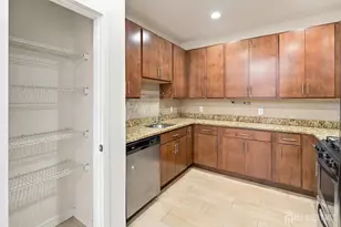 324 Pond Ln, Piscataway Township, NJ 08854 - Photo 11