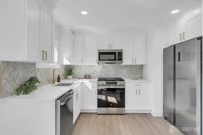 30 Pine Tree Drive, Colonia, NJ 07067 - Photo 11