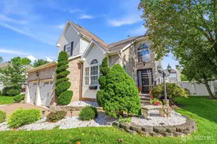 46 Kennedy Blvd, Old Bridge Township, NJ 08857 - Photo 3
