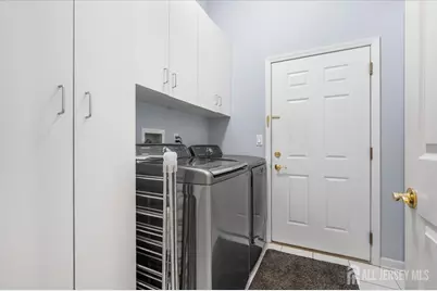 11 Vanderbilt Court, Old Bridge Township, NJ 08857 - Photo 9