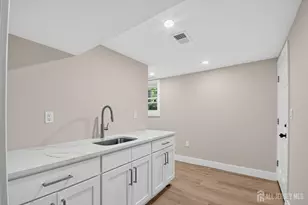 [Address not provided], Iselin, NJ 08830 - Photo 21