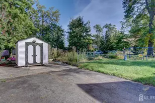 80 N Hill Road N, Colonia, NJ 07067 - Photo 29