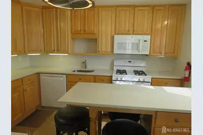 652 Cornell Street, Perth Amboy, NJ 08861 - Photo 5