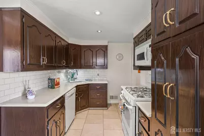 107 Kimball Street, Iselin, NJ 08830 - Photo 17