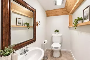 10 Snowflake Ln, Edison, NJ 08820 - Photo 11