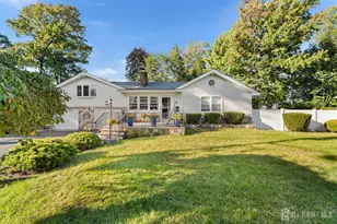 32 E Hegel Ave, Colonia, NJ 07067 - Photo 1
