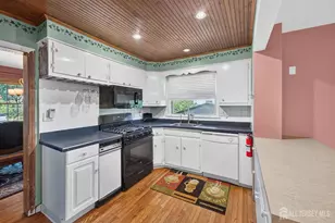 207 Penfield Pl, Dunellen, NJ 08812 - Photo 23