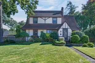 207 Penfield Pl, Dunellen, NJ 08812 - Photo 1