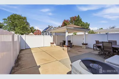 459 Mitchell Place, Perth Amboy, NJ 08861 - Photo 23