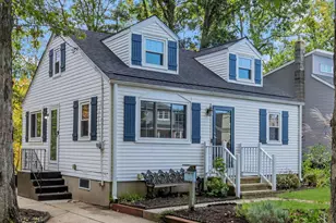 32 Bruning Ln, Spotswood, NJ 08884 - Photo 1
