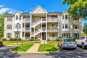 323 Wimbeldon Ct, North Brunswick Township, NJ 08902 - Photo 1