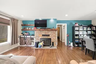 51 Herbert Dr, East Brunswick Township, NJ 08816 - Photo 19