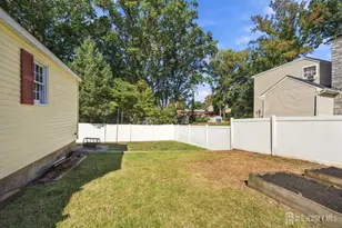 51 Herbert Dr, East Brunswick Township, NJ 08816 - Photo 9