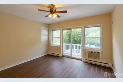 110 N 2nd Avenue N #1, Highland Park, NJ 08904 - Photo 7
