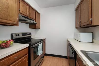 8210 Tamarron Drive, Plainsboro Township, NJ 08536 - Photo 13