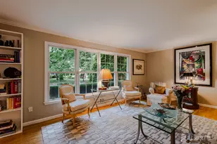 6 Burlington Ln, East Brunswick Township, NJ 08816 - Photo 3
