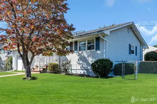 12 Emma Pl, Piscataway Township, NJ 08854 - Photo 3