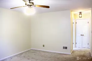 405 Chester Ct, Helmetta, NJ 08828 - Photo 25